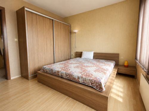 Şevilengrad'ın kalbinde kiralık lüks çok odalı daire