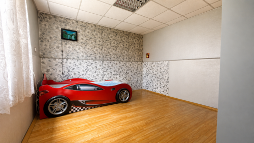 Şehir Svilengrad'da, Haskovo bölgesinde satılık ev - 115 m², zemin kat, kısmen döşenmiş, bahçeli ve ek yapılarla, durak, okul ve kreşe yakın.