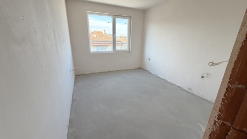 Svilengrad, Haskovo'da satılık üç odalı daire