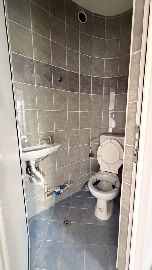 Hazır ofis Svilengrad'da: 42 m², 2 oda, otopark, video gözetim, teras, klima.
