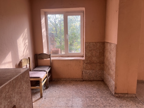 Spacious house with a yard and a river in Leshnikovo, Haskovo